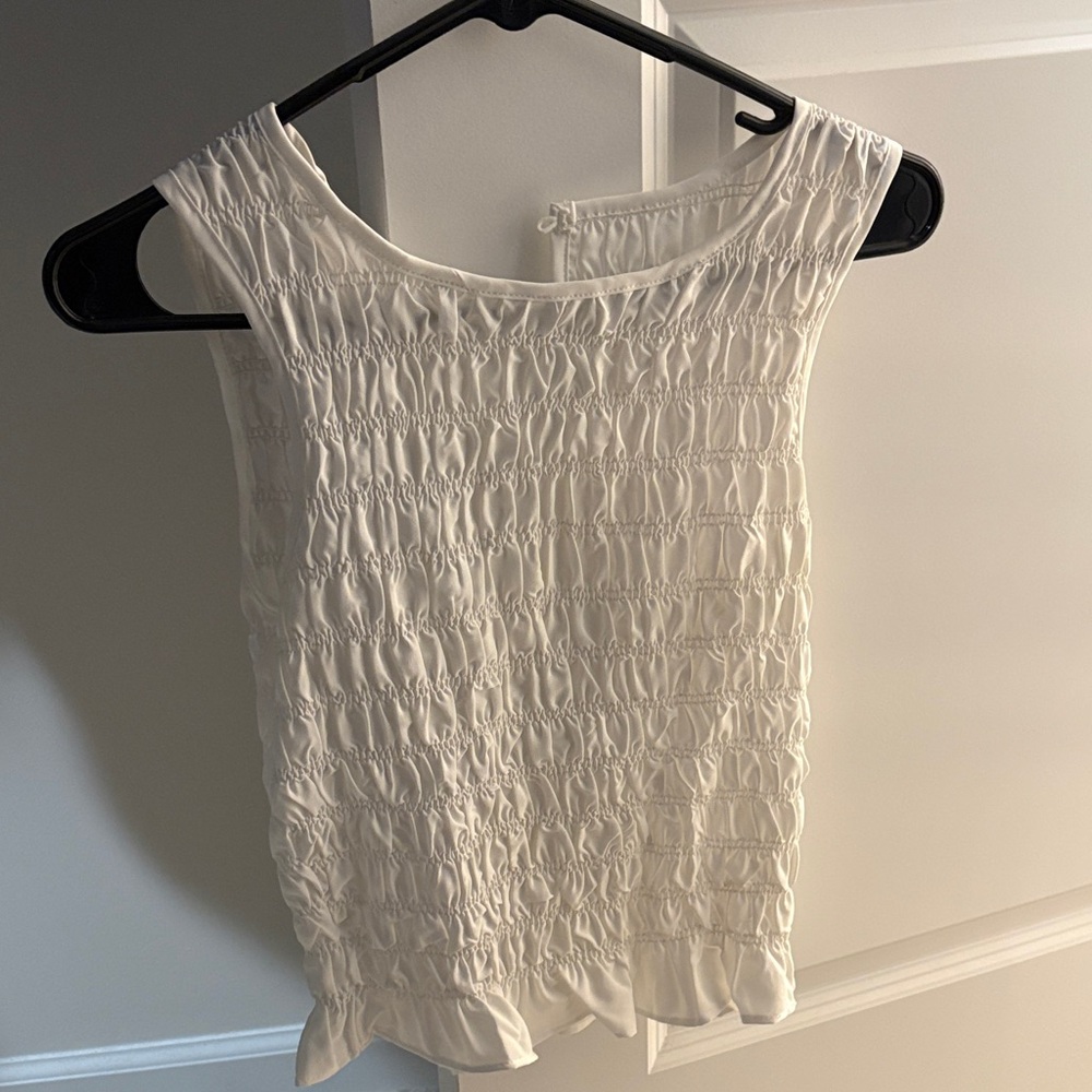 Elegant White Sleeveless Top